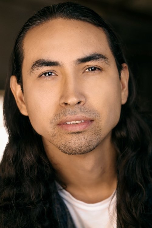 Tatanka Means jako Miles Kittle w obsadzie Marshals: historia z Yellowstone