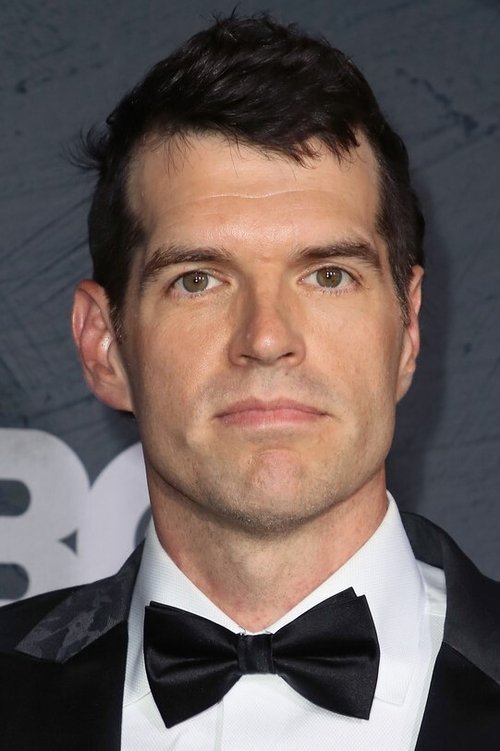 Timothy Simons jako George Willis w obsadzie Krzyk 7