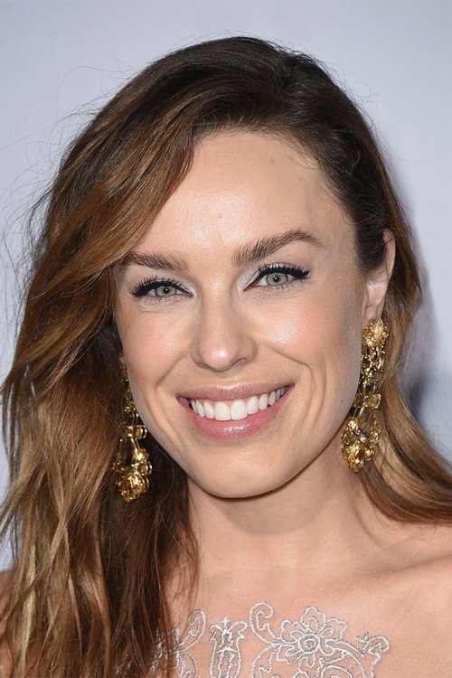 Jessica McNamee jako Sonya Blade w obsadzie Mortal Kombat II