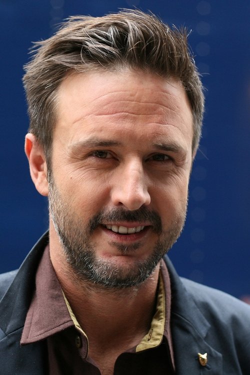 David Arquette jako Dewey Riley w obsadzie Krzyk 7