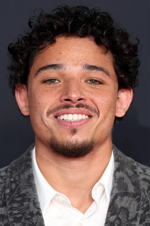 Anthony Ramos jako Antonio / The Assassin w obsadzie The Beauty