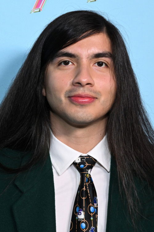 Eduardo Franco jako Loaf (voice) w obsadzie Hopnięci