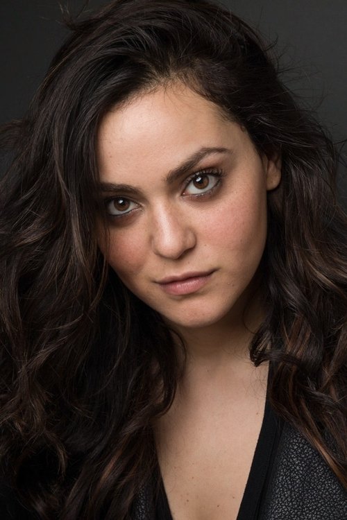 May Calamawy jako Detective Dalia Zaki w obsadzie Mumia. Film Lee Cronina