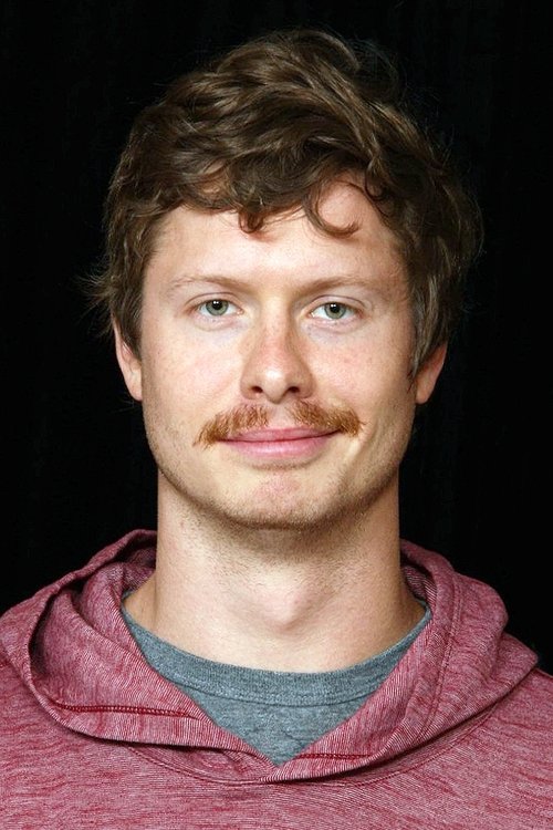 Anders Holm jako Young Bill Randa w obsadzie Monarch: dziedzictwo potworów