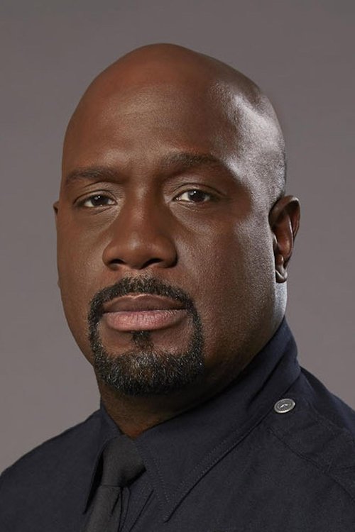 Richard T. Jones jako Wade Grey w obsadzie Rekrut