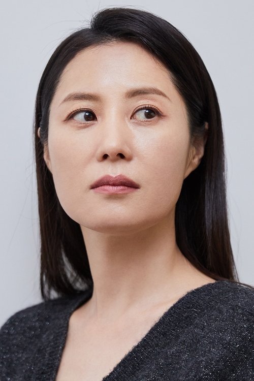 문소리 jako Hideko's Aunt w obsadzie Służąca