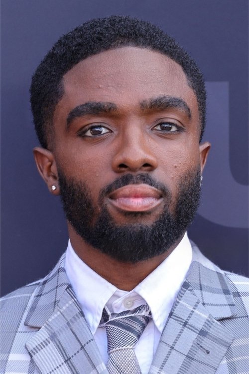 Podobny aktor do Alejandro Edda: Caleb McLaughlin