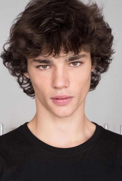 Podobny aktor do Kit Connor: Fernando Lindez