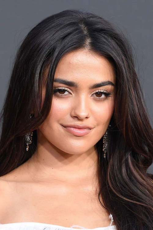 Podobny aktor do Amandla Stenberg: Maia Reficco
