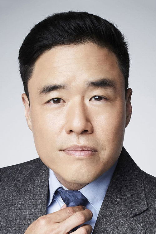 Podobny aktor do Nikolaj Lie Kaas: Randall Park